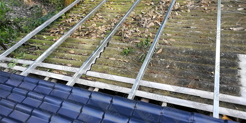 水泥瓦上蓋樹脂瓦 水泥瓦上蓋樹脂瓦