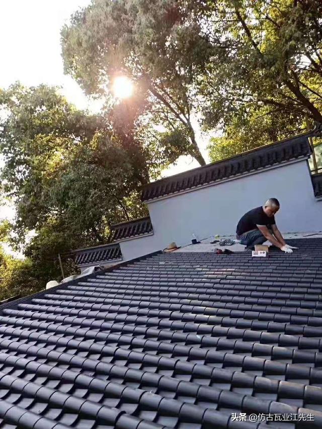 古瓦新制，樹脂仿古瓦為現(xiàn)代仿古建筑添磚加瓦