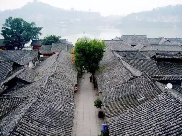 青瓦灰墻，高瓴飛檐，處處消磨時光