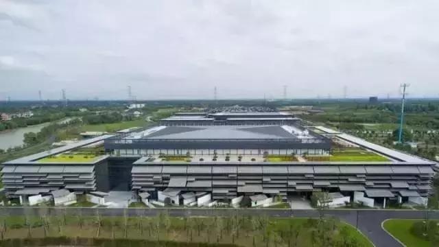 青瓦灰墻，高瓴飛檐，處處消磨時光