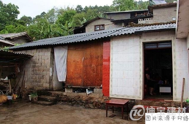 老家房頂?shù)氖尥邥?huì)對(duì)居住者的健康造成影響嗎？